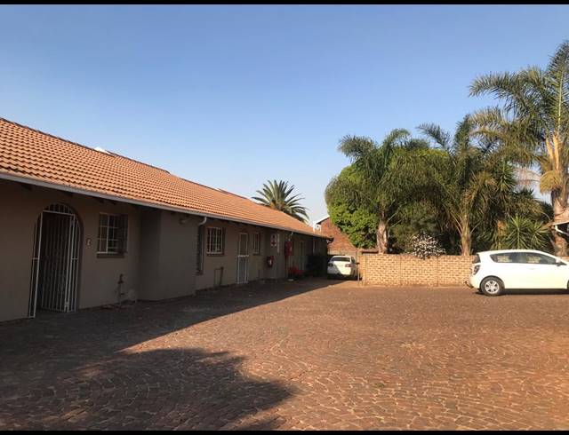 3 BEDROOM SIMPLEX RENTED IN NORKEM PARK